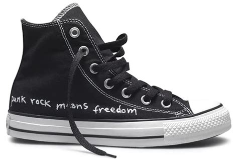 kurt cobain black converse.